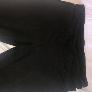 Black Capri Leggings